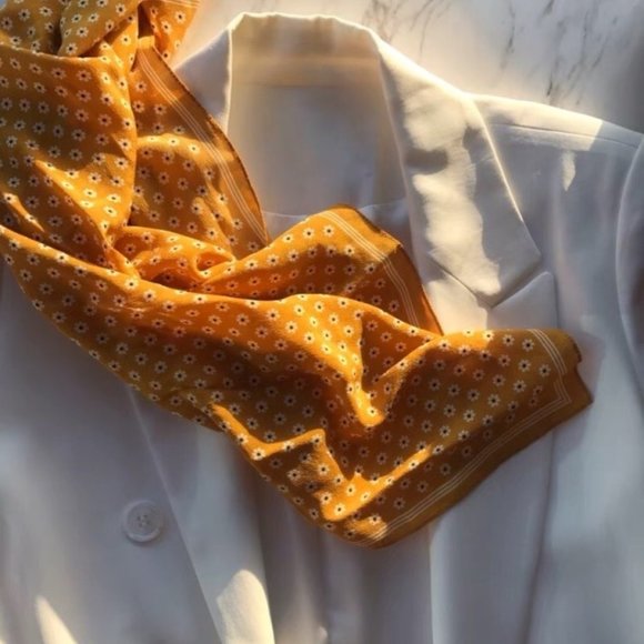 Madewell Accessories - NWOT Madewell Silk Bandana Gold
